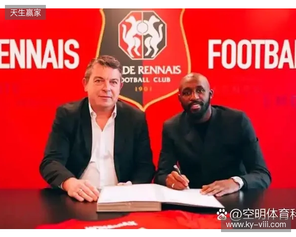 罗马诺:切尔西正与福法纳就本赛季冬窗的永久转会进行协商 罗马诺:切尔西正与福法纳就本赛季冬窗的永久转会进行协商