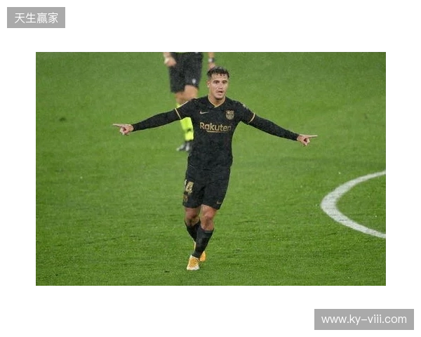 巴萨官方:莱万左眼眶骨折,将缺席对阵马竞的比赛 巴萨官方:莱万左眼眶骨折,将缺席对阵马竞的比赛